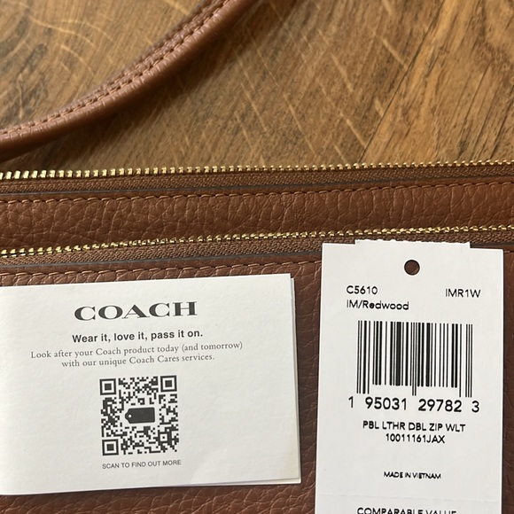 COACH Double Zip Large Wallet/Wristlet (FINAL SALE) - Picture 6 of 6